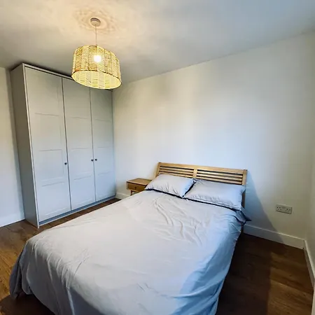 Parklands House Pensión Citywest